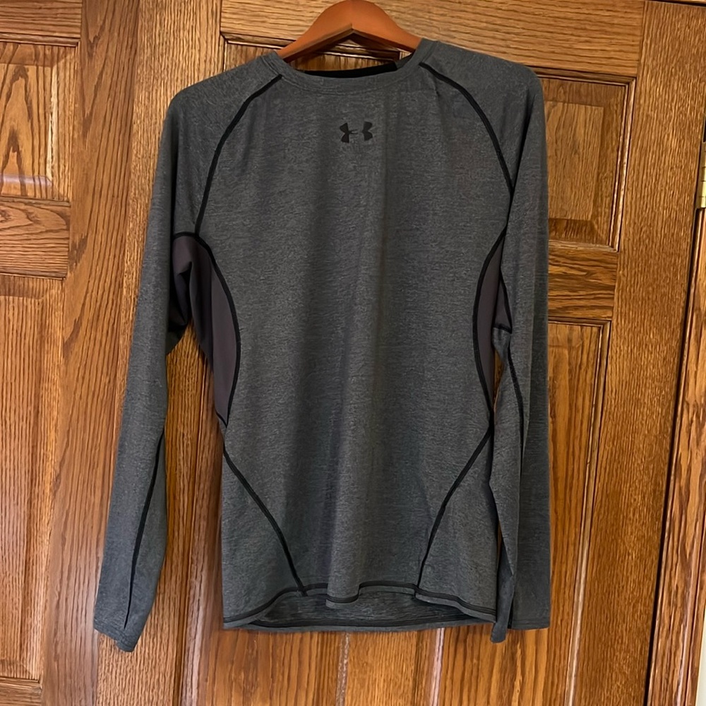 Gray Women’s 2XL Under Armor “Compression “ top
